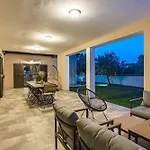 Cirka In Istria For 14 Persons With A 36 M2 Heated Pool, Gaming & Activities For Kids And Adults Villa